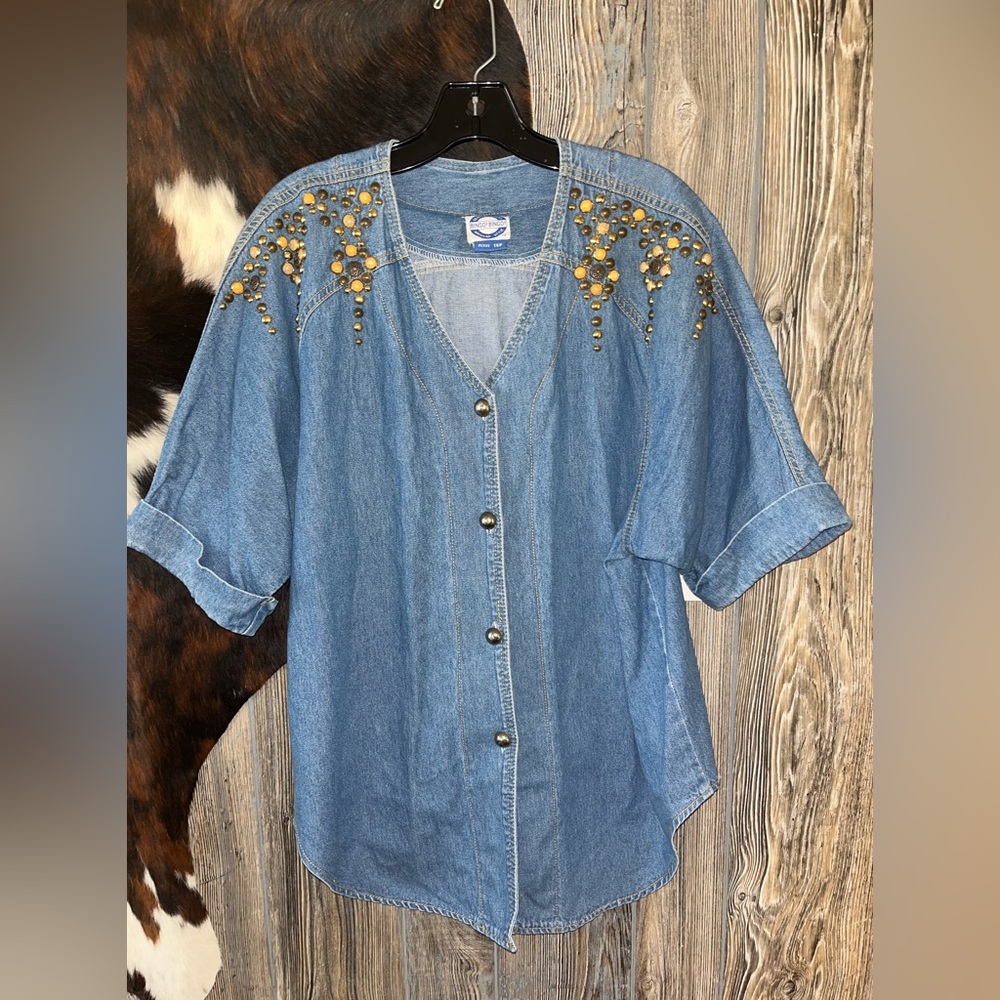 Bingo! Bingo! Size 16 petite blue jeans with wooden detail embellishments